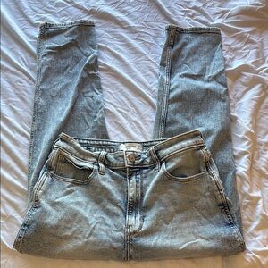 Abercrombie & Fitch Mom High Rise Light Blue Denim Jeans